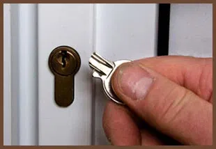 Rocky Hill Locksmith Service Rocky Hill, CT 860-359-9165 - 14-broken-key
